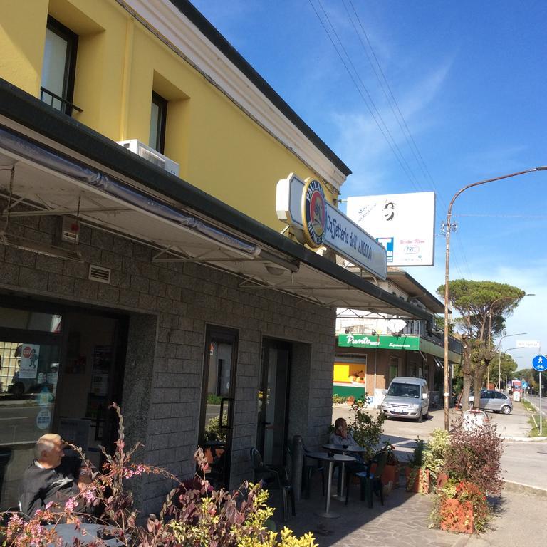 Caffetteria Dell'Angolo Hotel Borghetto Secondo Exterior photo